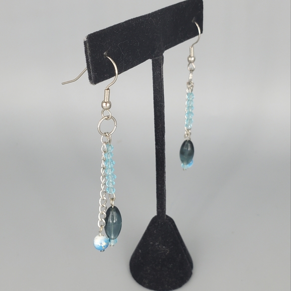 St.Anthony and Baby Jesus Believe Blue Bracelet and Blue Beaded Earrings - Picture 2 of 10